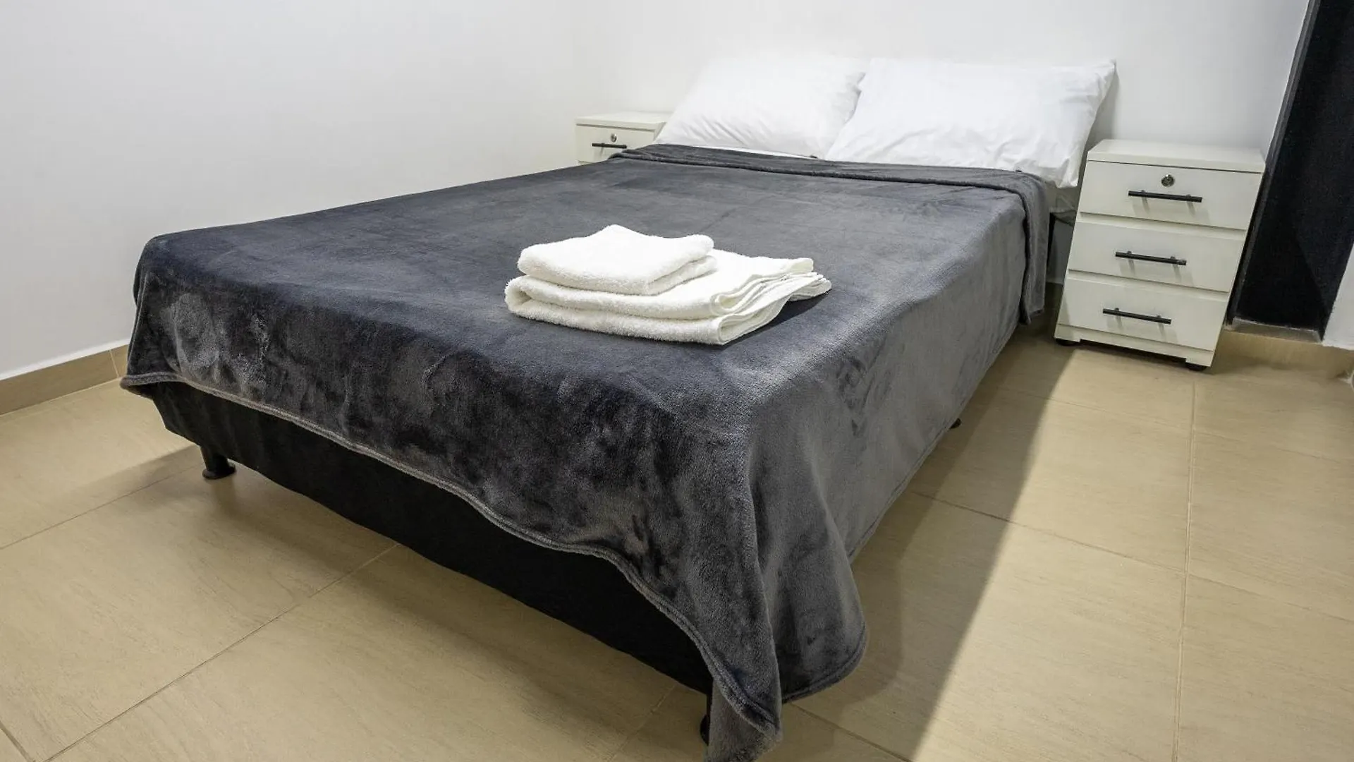 Coliving Ilar Laureles Hotel Medellin 0*,